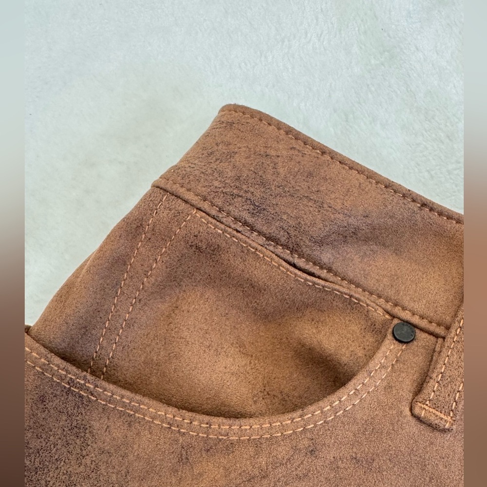 Chico’s Size 6 ( 0.5) Brown/tan faux leather 5 pocket pants. Like new condition - Picture 9 of 12